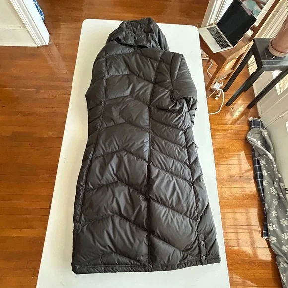 Patagonia Down With It Parka, Black, Women's M, knee-length down, like new - Picture 2 of 9